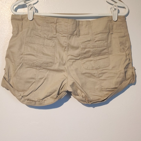🍋 Abercrombie & Fitch | Short Shorts 🍋 - Picture 2 of 3
